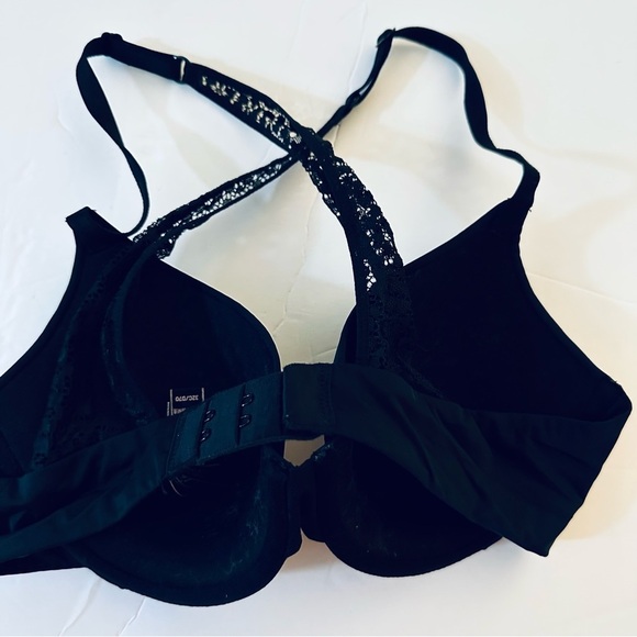 Victoria’s Secret Demi Bust Bra - Picture 2 of 3